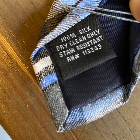 The Tie Bar Silk Tie - Picture 4 of 5